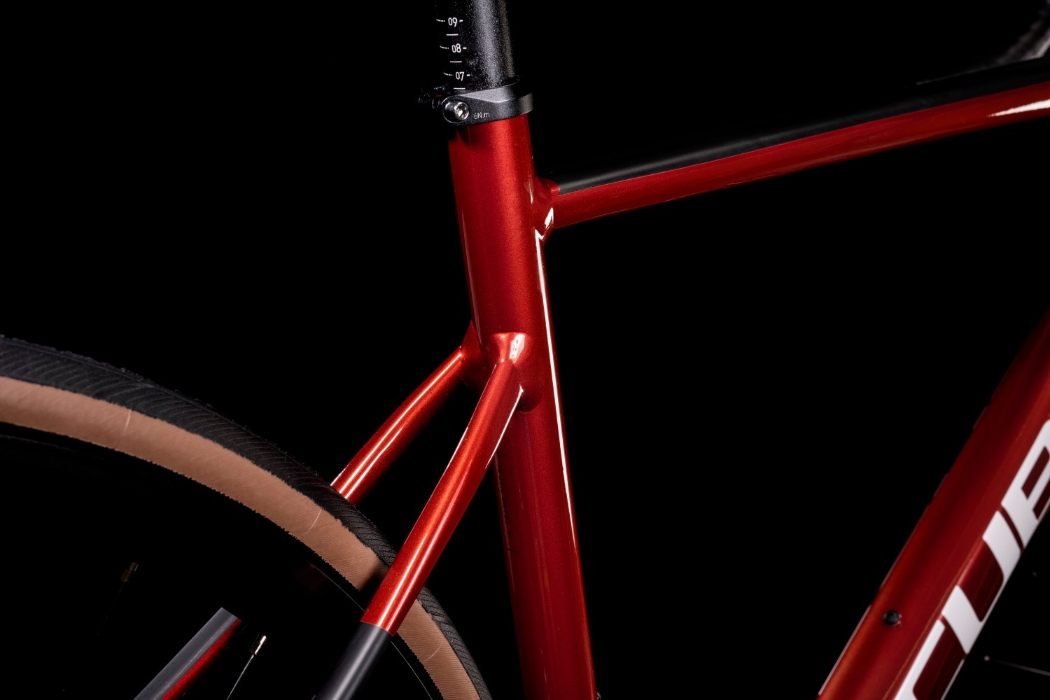 Buy the new Cube Attain SL 2022 Red White Road Bike with free shipping Freeborn Bikes