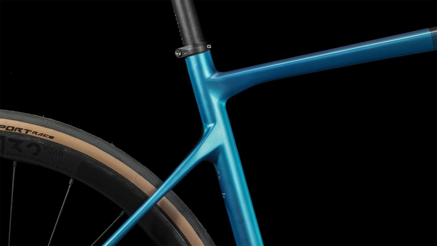 Buy the new Cube Attain GTC SLX 2024 Teal/Black Road Bike with free shipping Freeborn Bikes