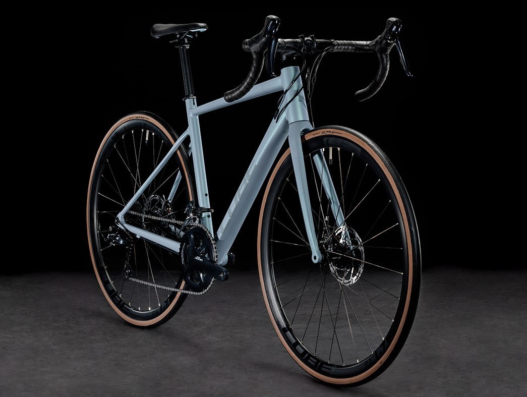 Buy the new Cube Axial WS Pro 2023 Sage Mint Road Bike with free